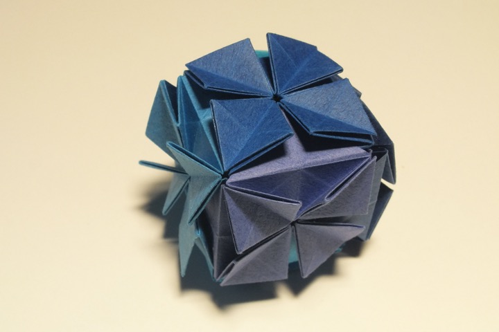 9. Hydrangea A cube (Shuzo Fujimoto)