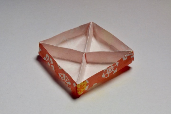 3. Partitioned box (Jun Maekawa)