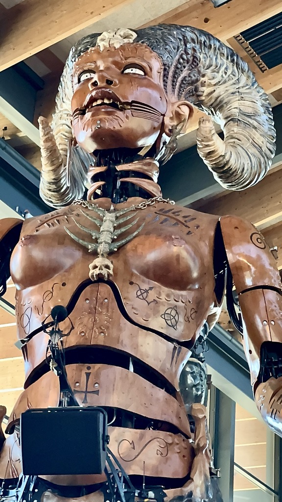 H.lle machine, Toulouse, 04/2025