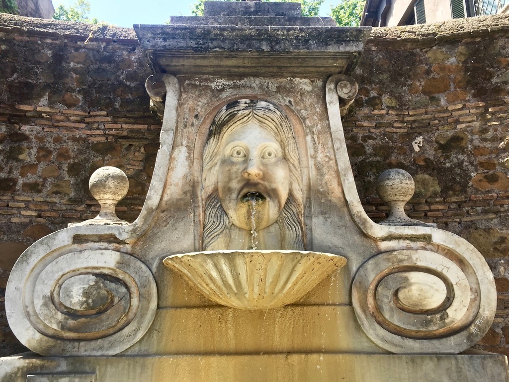 Fontana del mascherone; Roma, 05/2019