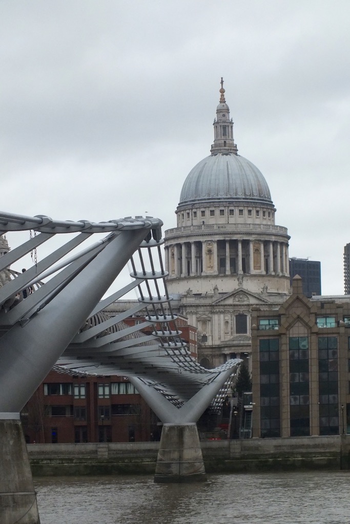 Millennium bridge, London, 12/2015