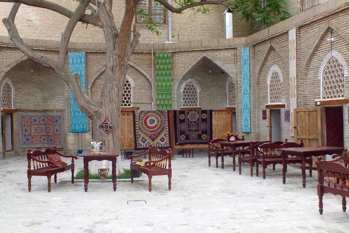 Mavigri rest., Bukhara, 05/2016