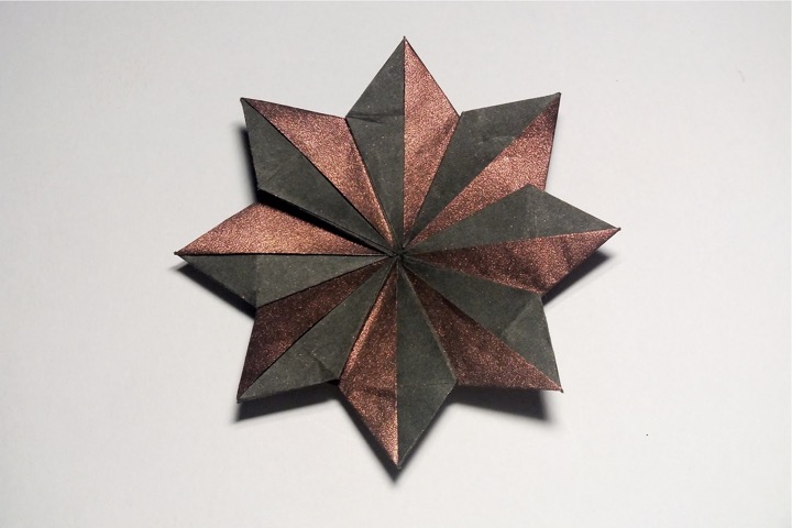 27. Radiant 8-pointed star (R. Cashdollar)
