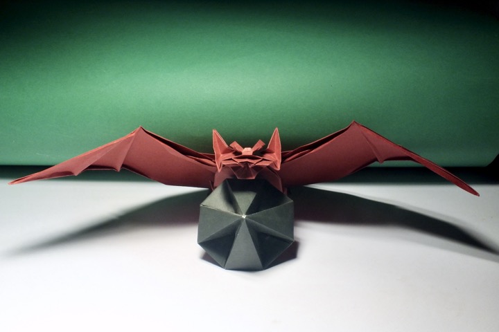 3. Bat (Yoo Tae Yong)