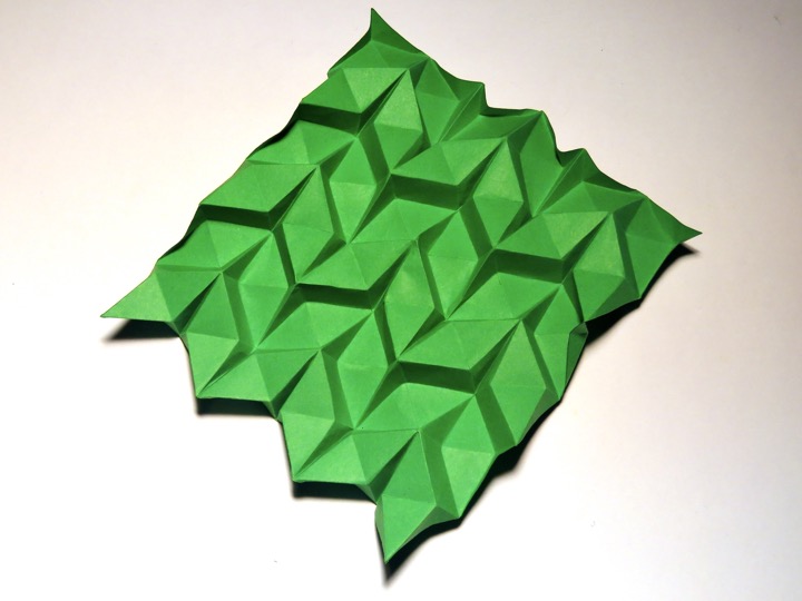 26. Leaf pattern (Ekaterina Lukasheva)