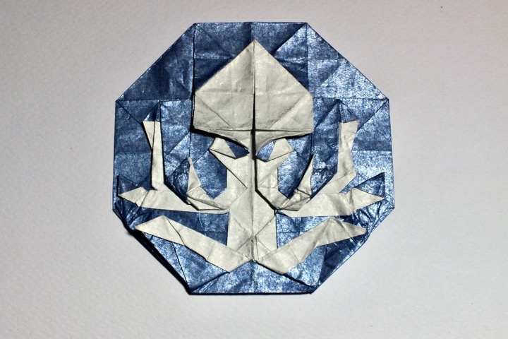 10. Killer octopus badge (Mi Wu)