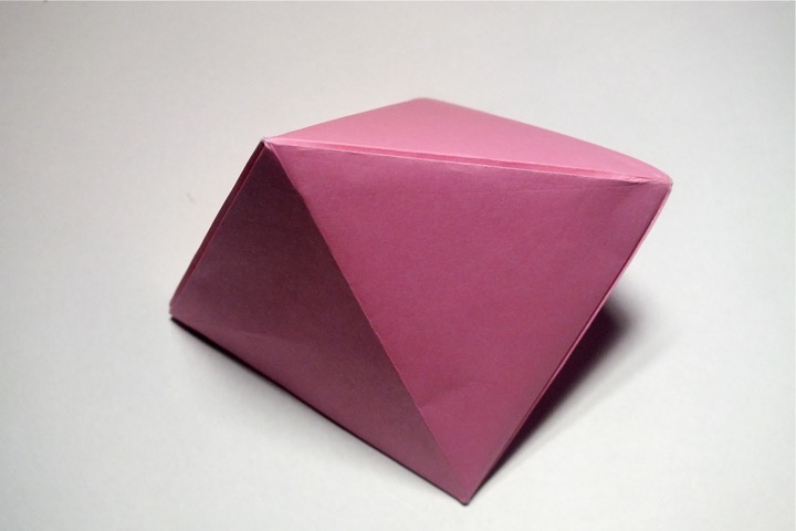 38. Triangular dipyramid in a sphere