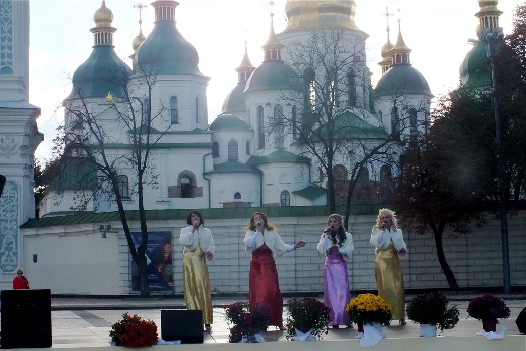 Pl. Sofiyska, Kyiv, 09/2013