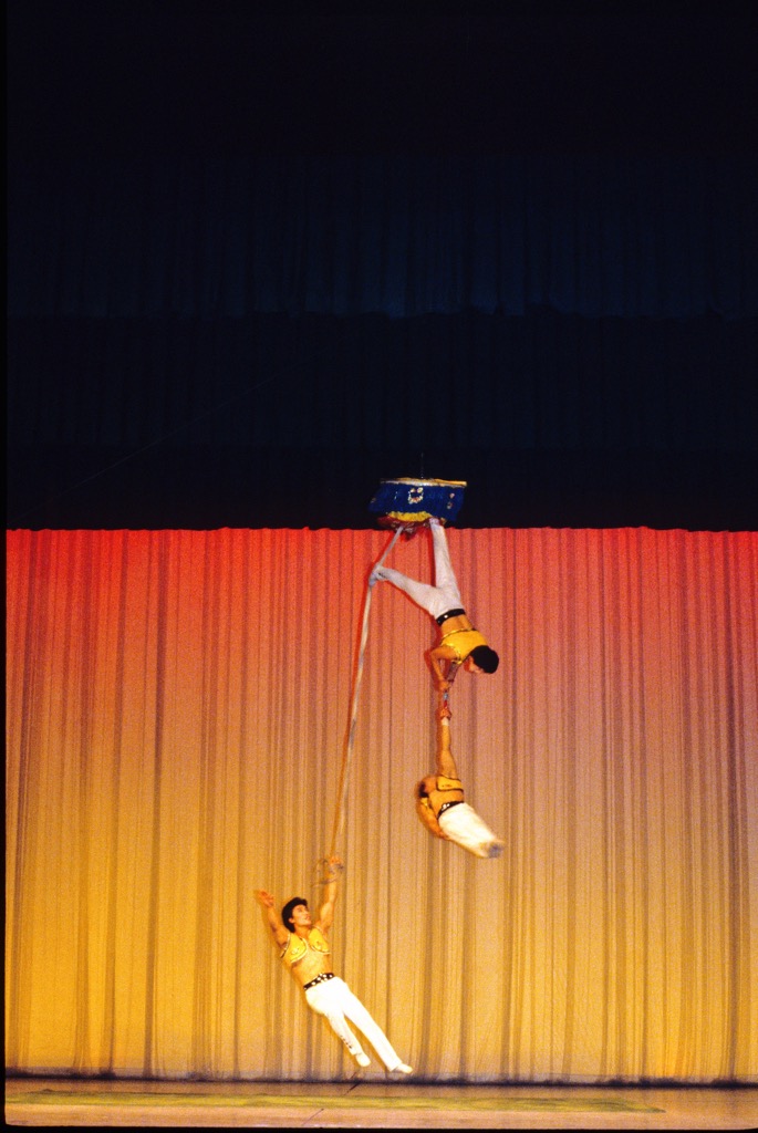 Acrobati, Beijing, 08/1985